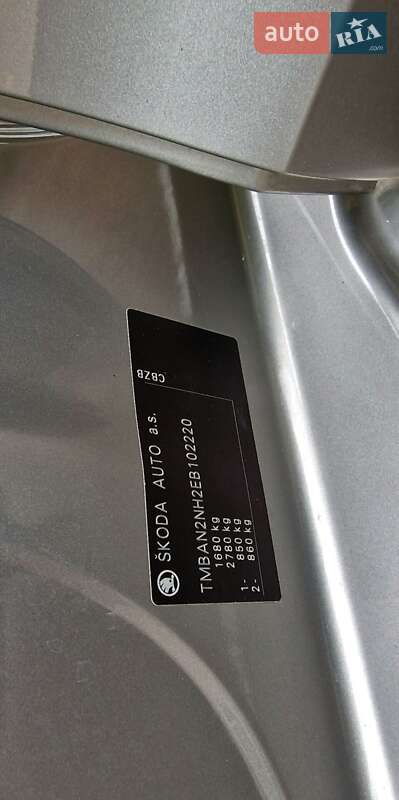 Лифтбек Skoda Rapid 2013 в Песочине