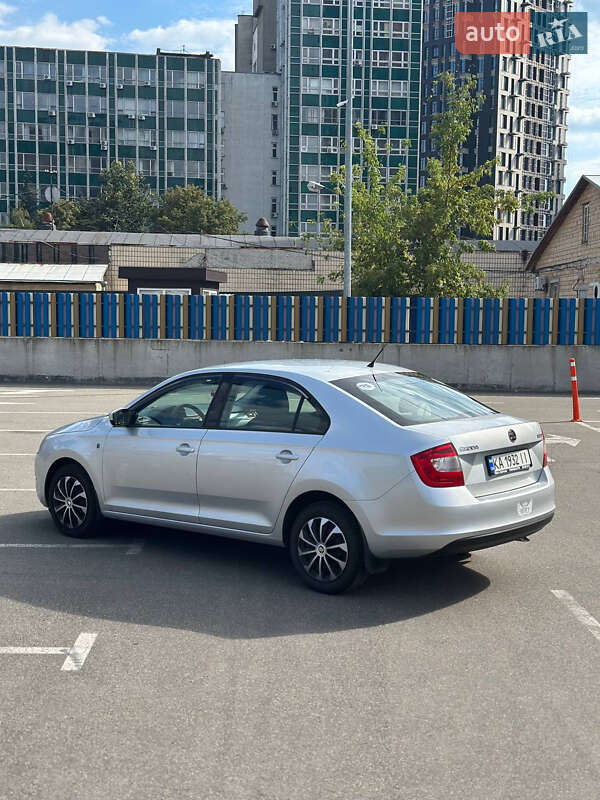 Ліфтбек Skoda Rapid 2015 в Києві фото 5 Ліфтбек Skoda Rapid 2015 в Києві