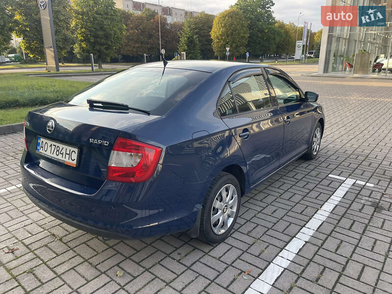 Лифтбек Skoda Rapid 2015 в Луцке
