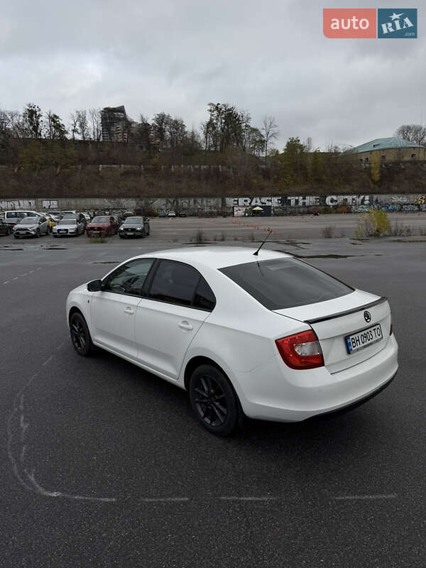 Лифтбек Skoda Rapid 2014 в Киеве фото 8 Лифтбек Skoda Rapid 2014 в Киеве