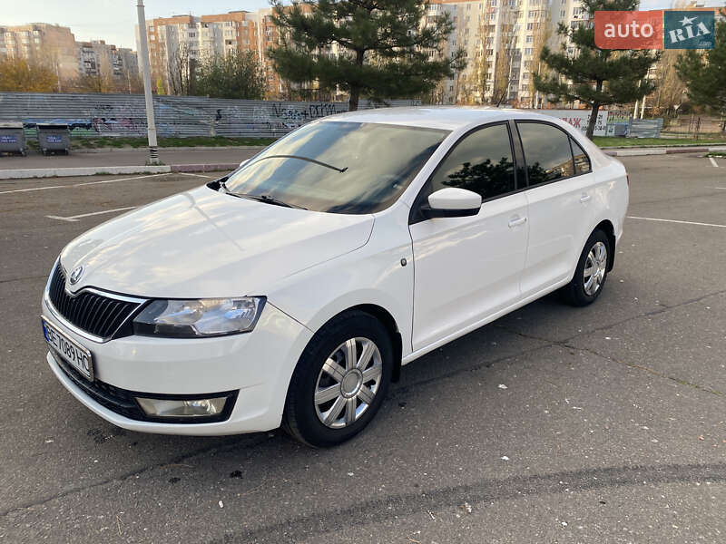 Лифтбек Skoda Rapid 2013 в Николаеве фото 2 Лифтбек Skoda Rapid 2013 в Николаеве