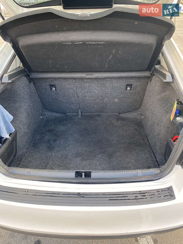 Лифтбек Skoda Rapid 2013 в Николаеве фото 14 Лифтбек Skoda Rapid 2013 в Николаеве