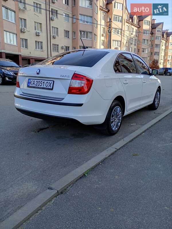 Лифтбек Skoda Rapid 2016 в Киеве фото 3 Лифтбек Skoda Rapid 2016 в Киеве
