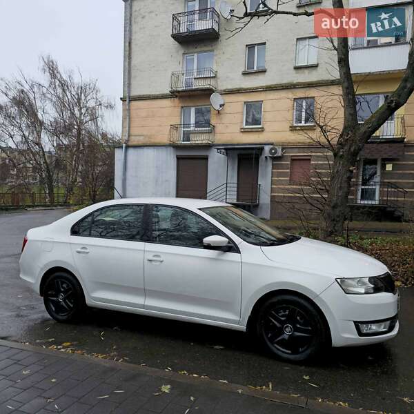 Ліфтбек Skoda Rapid 2015 в Тернополі