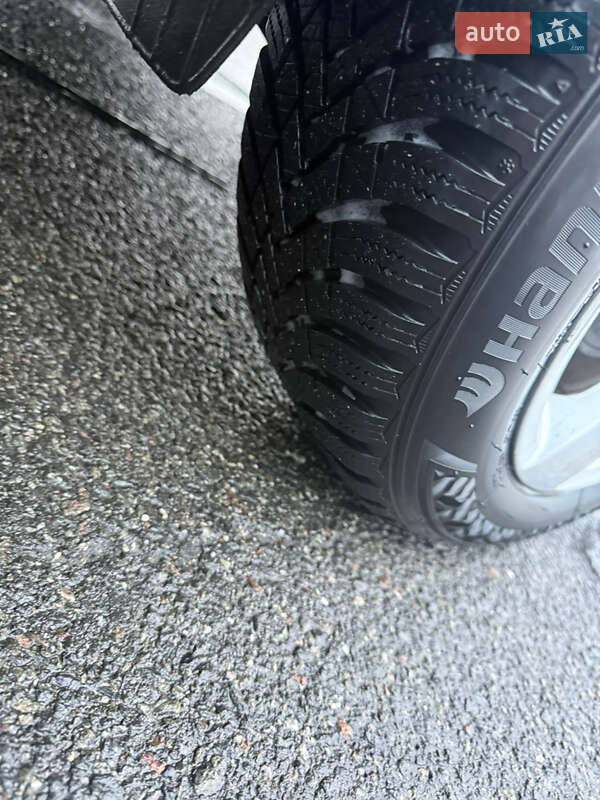 Лифтбек Skoda Rapid 2013 в Киеве фото 4 Лифтбек Skoda Rapid 2013 в Киеве