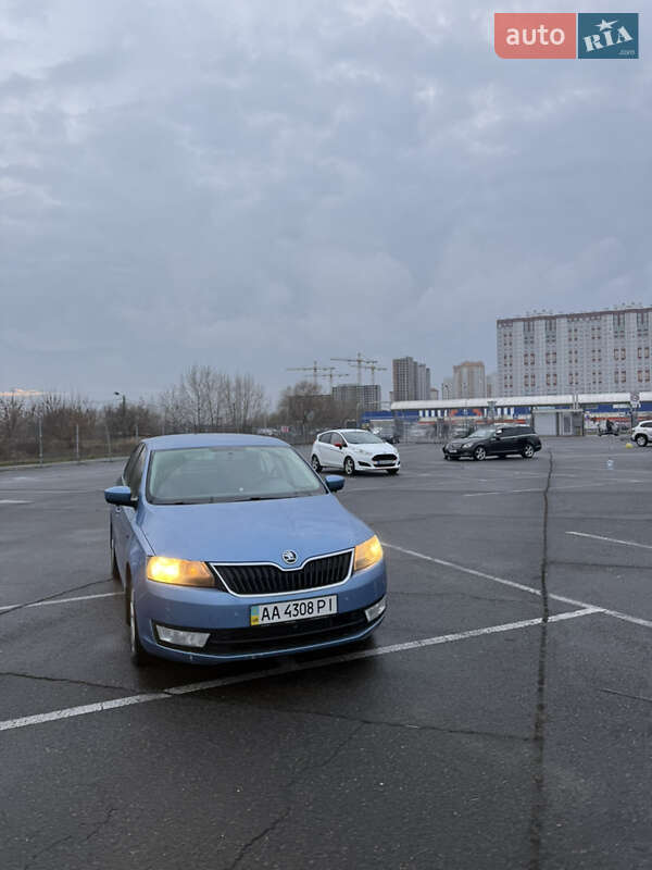 Лифтбек Skoda Rapid 2013 в Киеве фото 10 Лифтбек Skoda Rapid 2013 в Киеве