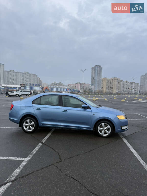 Лифтбек Skoda Rapid 2013 в Киеве фото 32 Лифтбек Skoda Rapid 2013 в Киеве