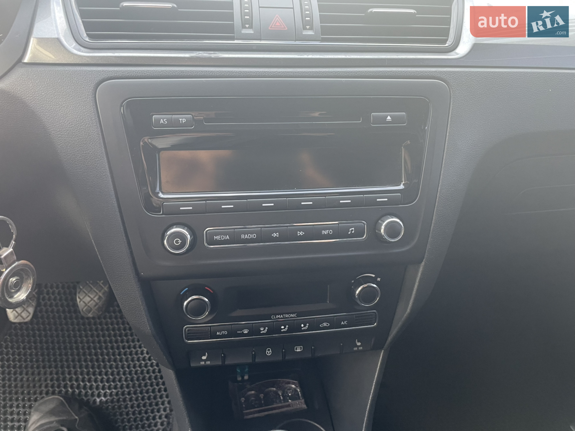 2014 Skoda Rapid - мініатюра 10