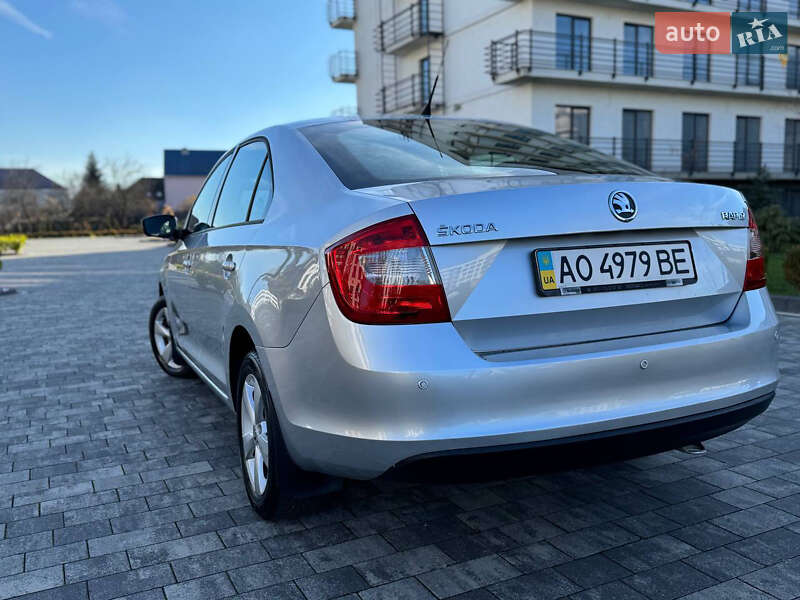 Хэтчбек Skoda Rapid 2013 в Мукачево