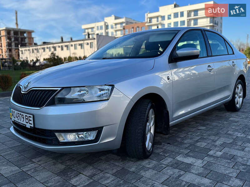 Хэтчбек Skoda Rapid 2013 в Мукачево