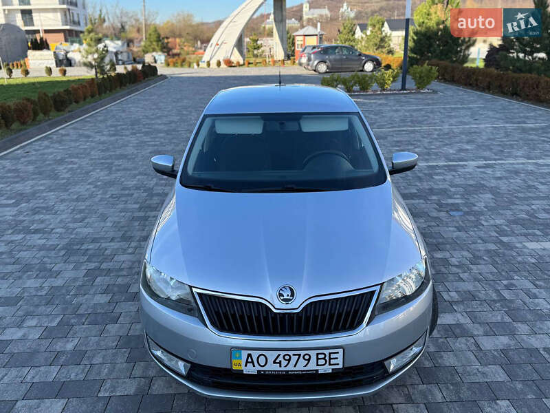 Хэтчбек Skoda Rapid 2013 в Мукачево