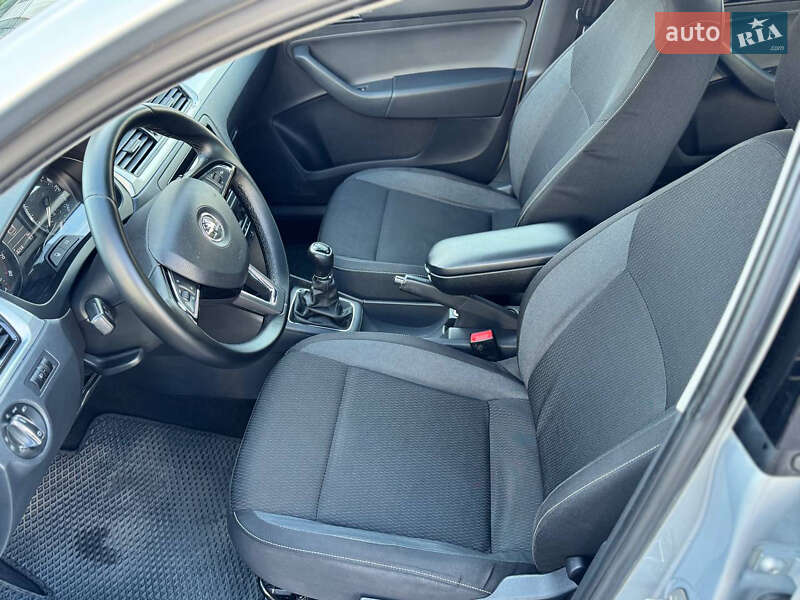 Хэтчбек Skoda Rapid 2013 в Мукачево