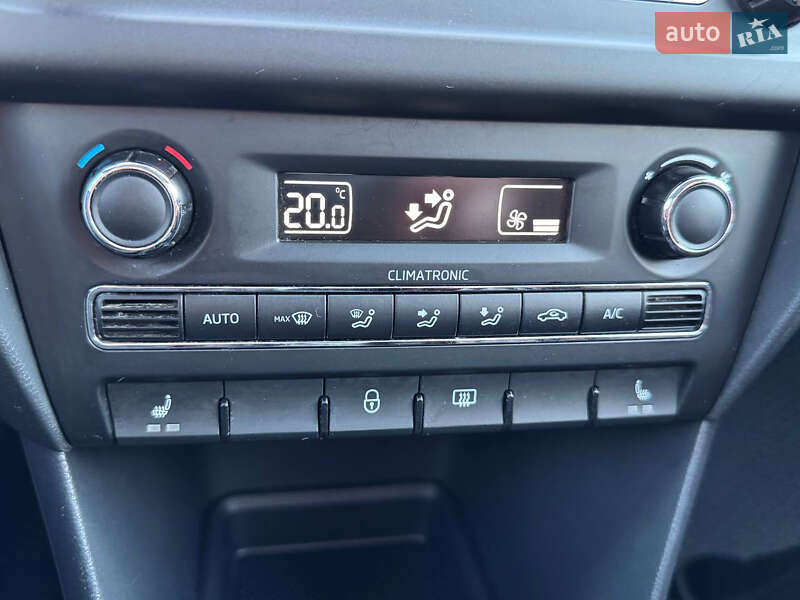 Хэтчбек Skoda Rapid 2013 в Мукачево