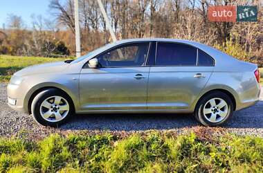 Лифтбек Skoda Rapid 2014 в Ужгороде