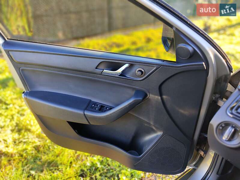 Ліфтбек Skoda Rapid 2014 в Ужгороді