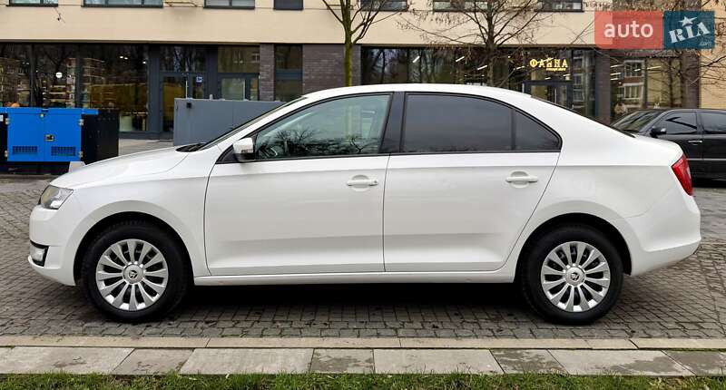 Лифтбек Skoda Rapid 2016 в Киеве