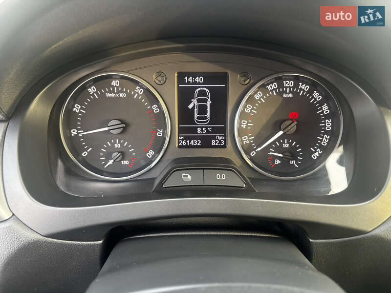 Лифтбек Skoda Rapid 2013 в Полтаве фото 22 Лифтбек Skoda Rapid 2013 в Полтаве