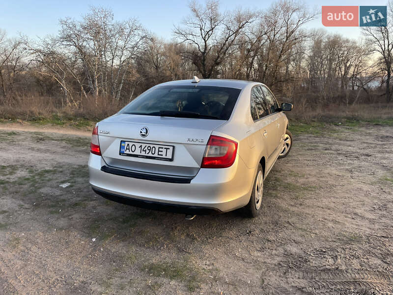 Лифтбек Skoda Rapid 2014 в Днепре