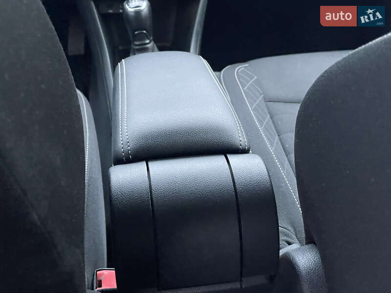 Лифтбек Skoda Rapid 2017 в Мукачево фото 27 Лифтбек Skoda Rapid 2017 в Мукачево