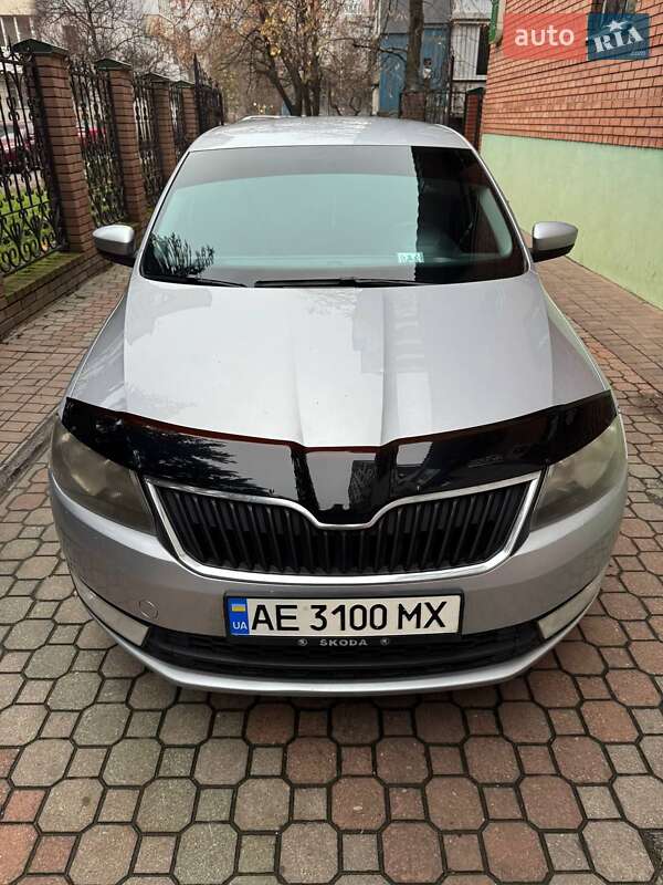 Лифтбек Skoda Rapid 2013 в Днепре