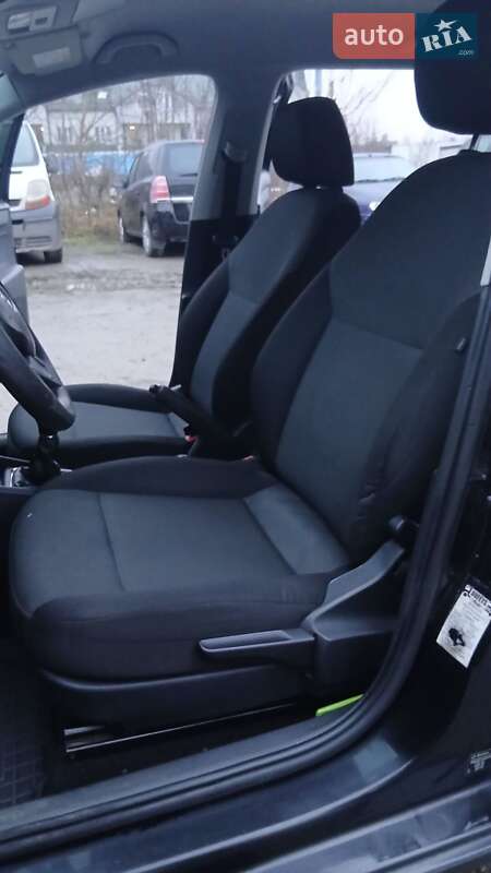 Лифтбек Skoda Rapid 2015 в Тернополе фото 47 Лифтбек Skoda Rapid 2015 в Тернополе