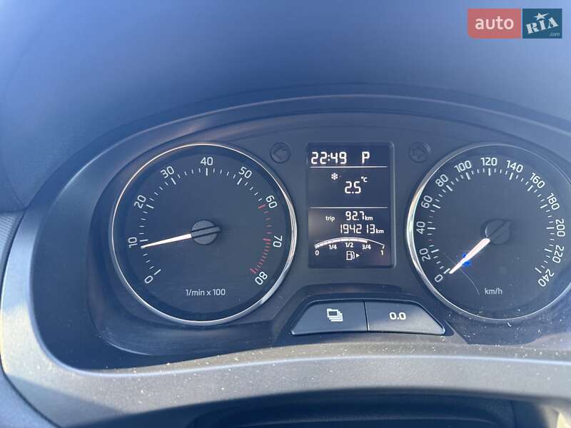 Ліфтбек Skoda Rapid 2012 в Ужгороді