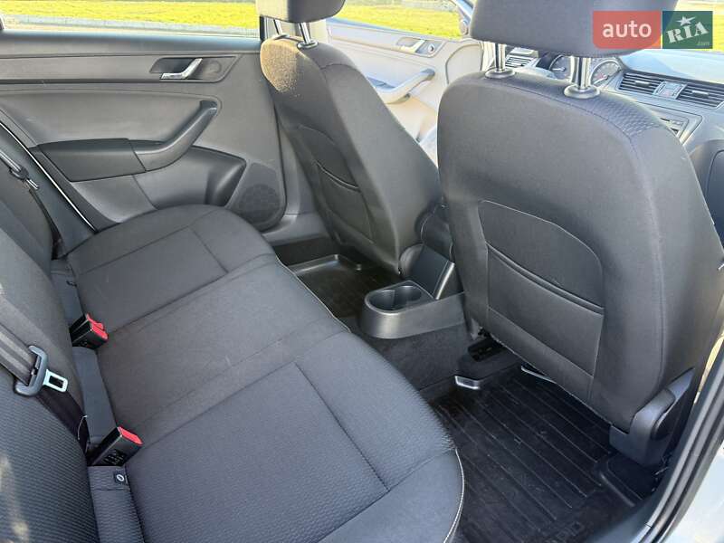 Ліфтбек Skoda Rapid 2012 в Ужгороді