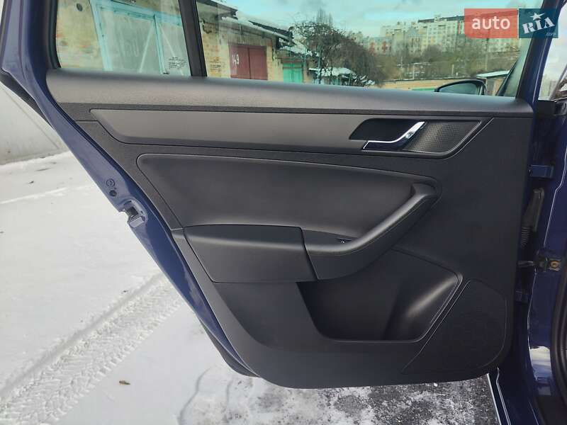 Хетчбек Skoda Rapid 2015 в Вінниці