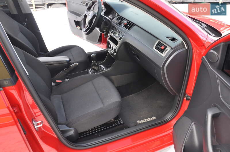 Хетчбек Skoda Rapid 2014 в Львові фото 27 Хетчбек Skoda Rapid 2014 в Львові