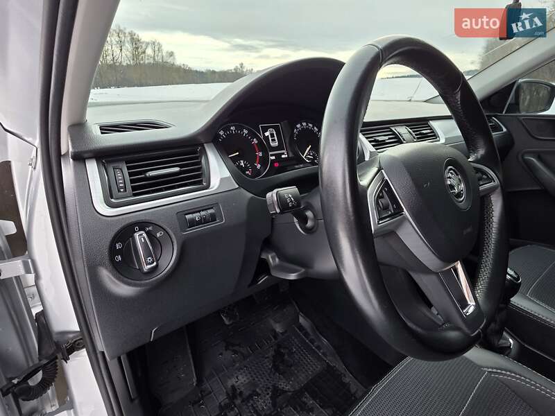 Лифтбек Skoda Rapid 2017 в Киеве фото 15 Лифтбек Skoda Rapid 2017 в Киеве