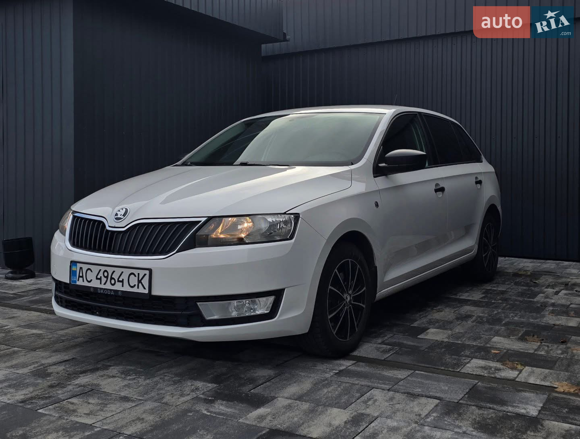 2015 Skoda Rapid - мініатюра 2