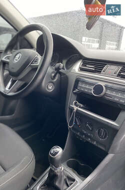 Лифтбек Skoda Rapid 2015 в Иршаве