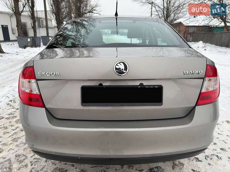 Лифтбек Skoda Rapid 2013 в Ахтырке фото 5 Лифтбек Skoda Rapid 2013 в Ахтырке