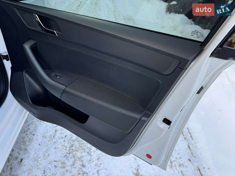 Хэтчбек Skoda Rapid 2014 в Днепре фото 21 Хэтчбек Skoda Rapid 2014 в Днепре