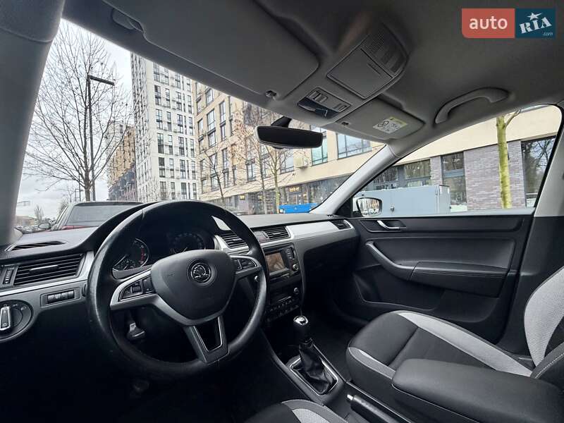 Лифтбек Skoda Rapid 2016 в Киеве