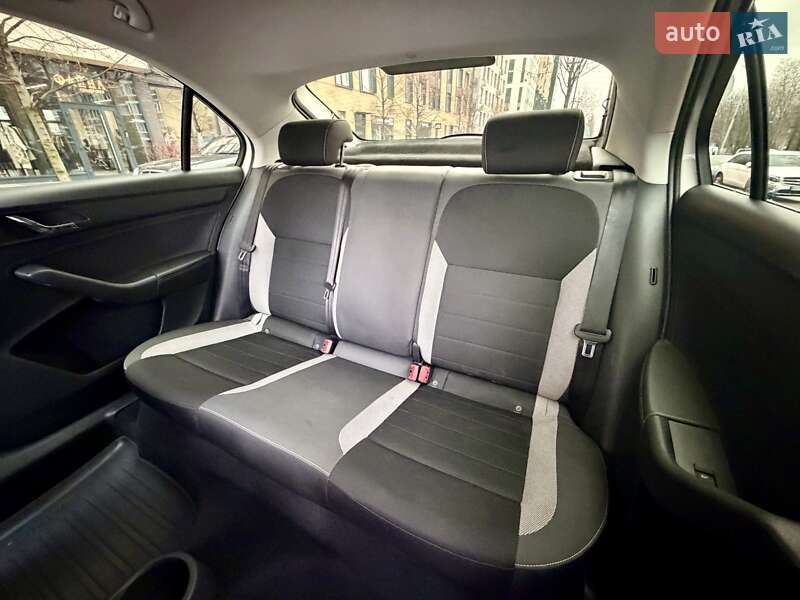 Лифтбек Skoda Rapid 2016 в Киеве