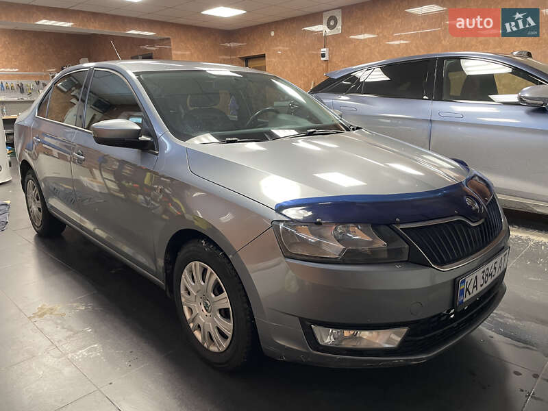 Лифтбек Skoda Rapid 2013 в Киеве фото 2 Лифтбек Skoda Rapid 2013 в Киеве