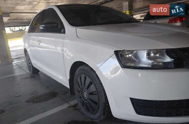 Ліфтбек Skoda Rapid 2017 в Львові