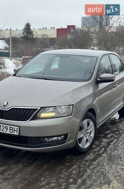 Лифтбек Skoda Rapid 2017 в Киеве