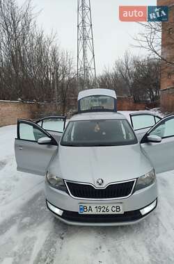 Лифтбек Skoda Rapid 2013 в Умани
