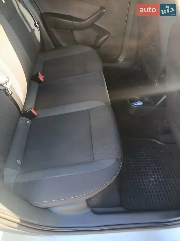 Skoda Rapid 2014 VIN TMBAN2NH6EB101698 фото оголошення 19 з 65