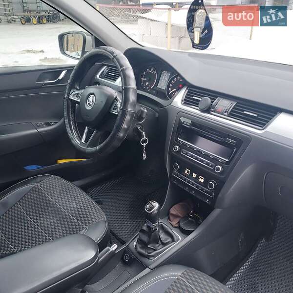 Лифтбек Skoda Rapid 2013 в Тернополе