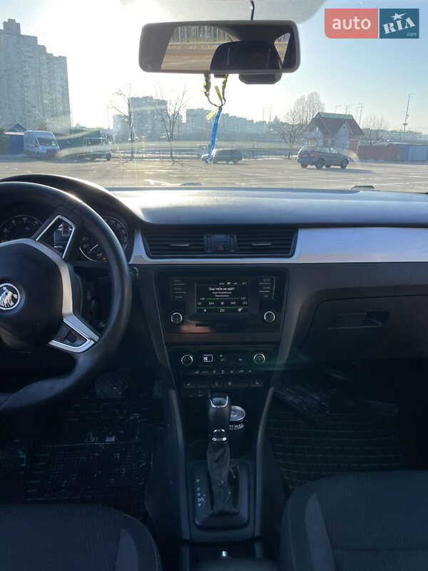 Ліфтбек Skoda Rapid 2015 в Києві