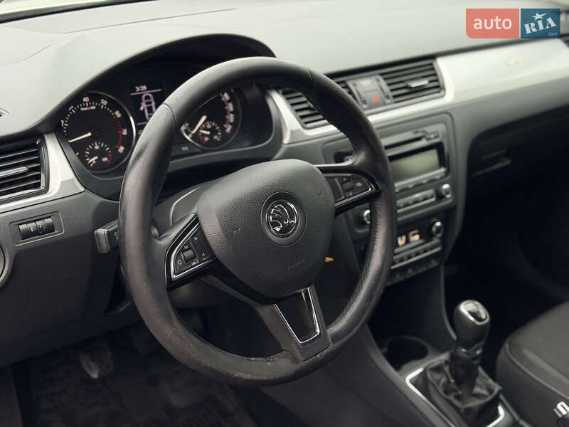 Лифтбек Skoda Rapid 2013 в Киеве