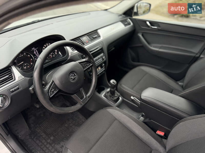 Лифтбек Skoda Rapid 2013 в Киеве