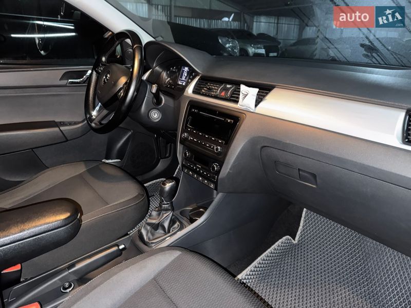 Лифтбек Skoda Rapid 2013 в Кременчуге