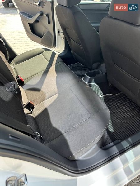 Ліфтбек Skoda Rapid 2013 в Первомайську