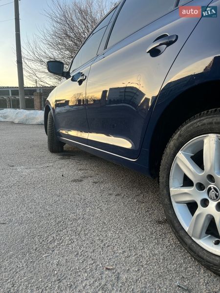 Лифтбек Skoda Rapid 2015 в Киеве