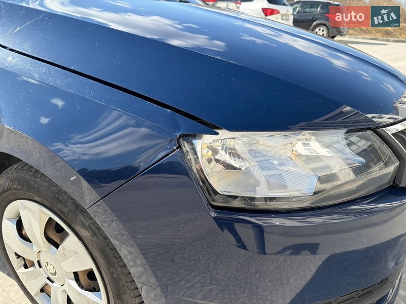 Лифтбек Skoda Rapid 2015 в Новояворовске