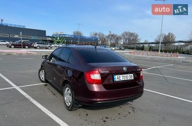Хэтчбек Skoda Rapid 2013 в Днепре